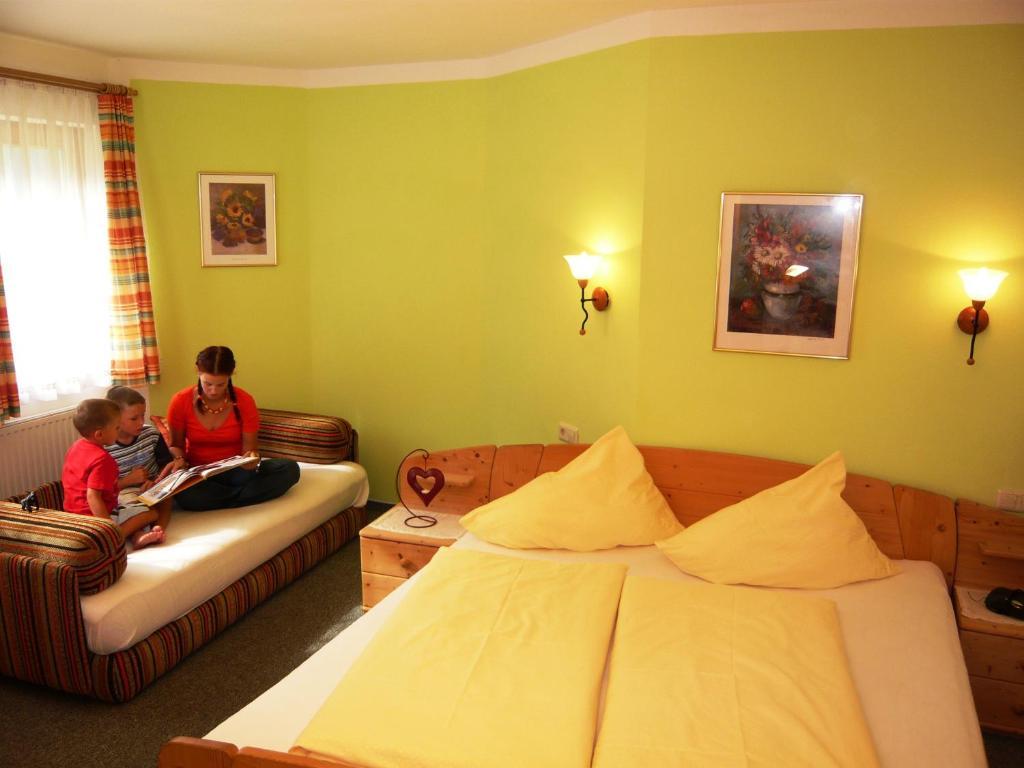 Ferienhaus Ahorn Neustift im Stubaital Room photo